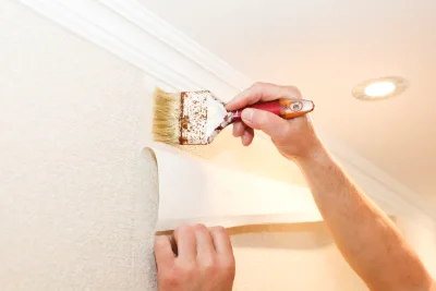 Pose de papier peint à la Léchère — revêtements muraux et toiles de verre